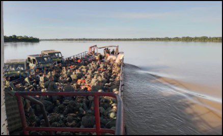 dhernandezlarez's tweet photo. Es un derecho y un deber de cada generación proteger y mantener el ambiente en beneficio de sí misma y del mundo futuro. Toda persona tiene derecho individual y colectivamente a disfrutar de una vida y de un ambiente seguro, sano y ecológicamente equilibrado. 

#FANB mantiene medios y fuerzas desplegados en la región del Macizo Guayanés, desmantelando estructuras industriales de explotación minera a cielo abierto que causan ecocidio a la naturaleza, en concordancia con el 5to Objetivo Histórico del Plan de la Patria.

#IntegrarEsVencer