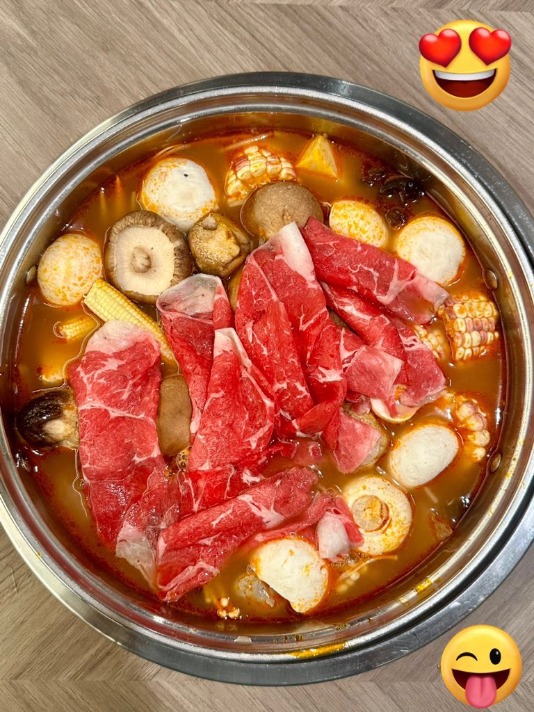 KckLibrary's tweet image. Expressions shape the mind 👍🥇👩‍💻🍷💋🚗🌎#KckLibrary🌎📚 #KckFoods🍔