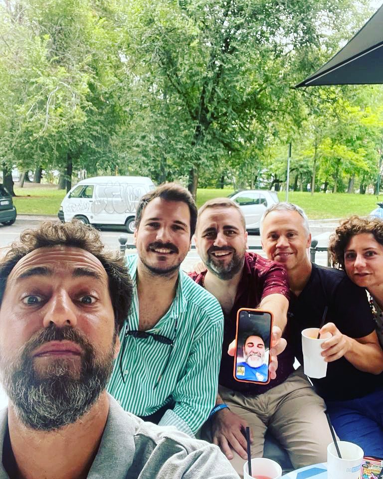 Ci risentiamo il 4 settembre sempre alle 6:30, sempre su <a href="/Radio24_news/">Radio 24</a> 
Buona estate da tutti noi!