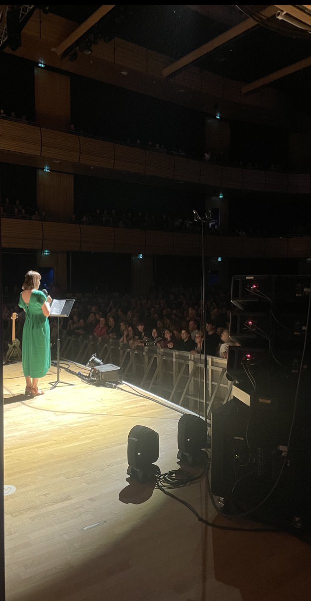 elizabethalker's tweet photo. What an absolute joy to introduce the MIGHTY @SELFESTEEM___ onstage for her electric @bbcproms concert last night with @RNSinfonia &amp; @robertamesmusic. Audiences in Gateshead really are the best…. Listen TOMORROW at 9:45pm @BBCRadio3 / @BBCSounds ….. https://t.co/mb3YRYL0pP