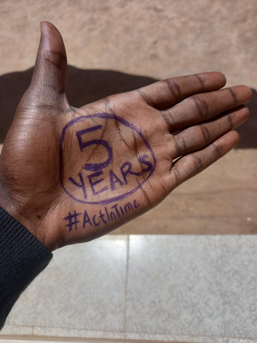 DerrickOtim5's tweet photo. According to the #ClimateClock we are now left with 5 years to act to
preserve a livable planet, so #EveryYearCounts. This year I will ask if my city has a climate action plan to meet the deadline on the #ClimateClock, and if they don’t, I’m going to push them to do it! https://t.co/D1fIhDo6Jx