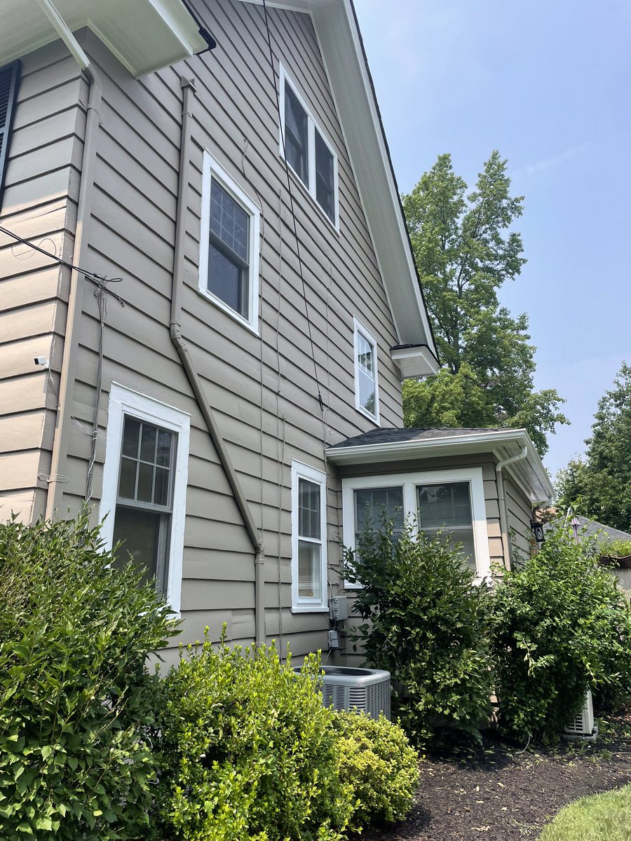 RealNickAMarino's tweet photo. Satisfaction is the only aim 🎯💯‼️

https://t.co/0OhOYYlMX8
.
.
.
.
#exteriorpaint #grandslampainting #exteriorpainting #paint #painting #interiorpainting #exterior #interiordesign #paintingcompany #painter #residentialpainting #exteriordesign #pressurewashing #nickmarino https://t.co/Jes7Vukinw