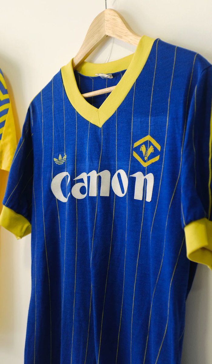 80s football shirt perfection? Hellas Verona 1984-85 👕, image size:699x1200