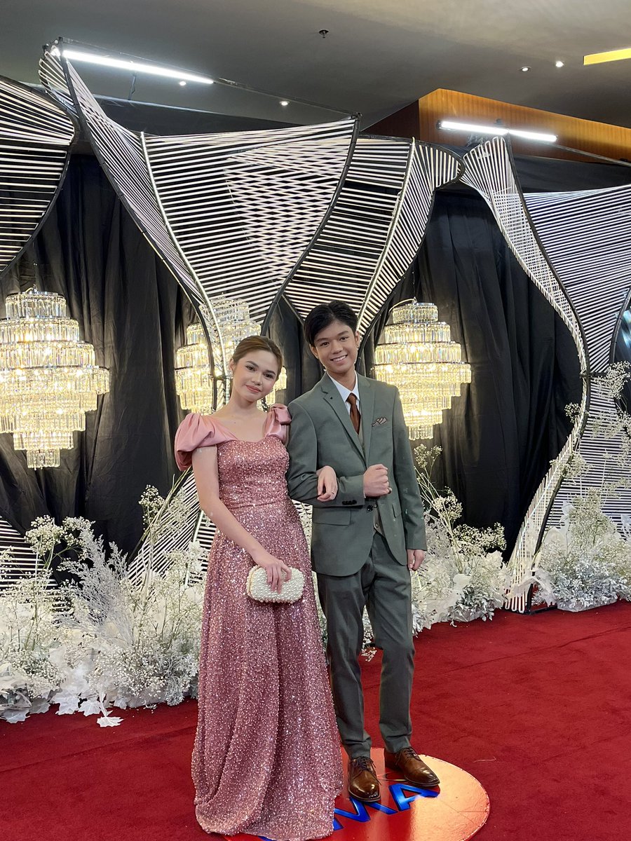 gmanetwork's tweet photo. Ashley Sarmiento and Marco Masa look fabulous tonight at the #GMAGala2023!❤️‍🔥 https://t.co/HHya8RwTY5