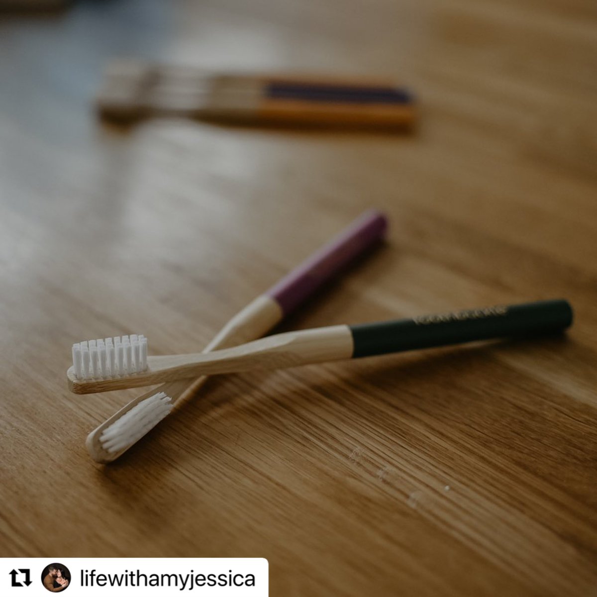 ToothbuckleInfo's tweet photo. Check out @lifewithamyjessica on how her swap to cleaner planet-friendly #toothbuckle bamboo toothbrushes & 365 days of hygienic protection with our ♻️covers has improved her #oralhealth
Kids Range Launching Soon JOIN WAITLIST 👉🏼 https://t.co/HwYWuNhbWn https://t.co/kgm6LhQFRP