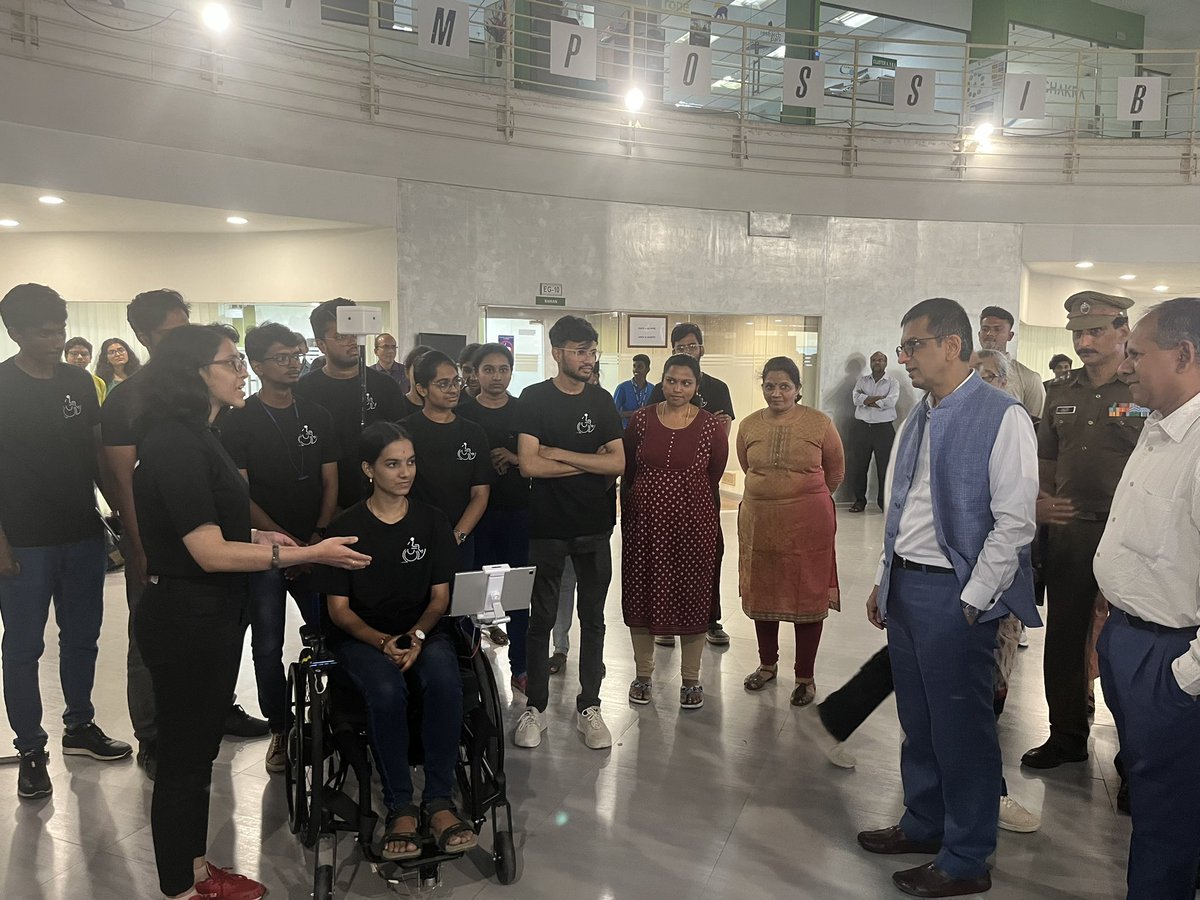 iitm_respark's tweet photo. It is an absolute honour to have the current Chief Justice of India, Dr. Justice D. Y. Chandrachud at @iitm_respark as we showcase our student driven innovations - #HASHTIC and #AWCV
@MLJ_GoI https://t.co/ACxPV40N5b