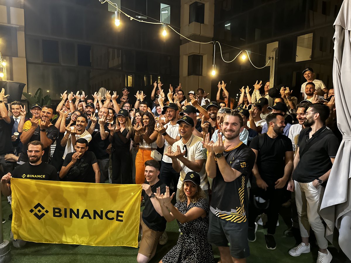 Binance France tweet media