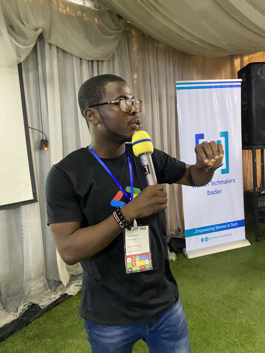 gdgibadan's tweet image. Our keynote speaker @Geektutor, in his talk emphasized on the benefits of Google dev library and how it helps showcase inspiring open-source projects 😎🥳

#ioextendedibadan23 #ioextended23 #gdgibadan #googleio