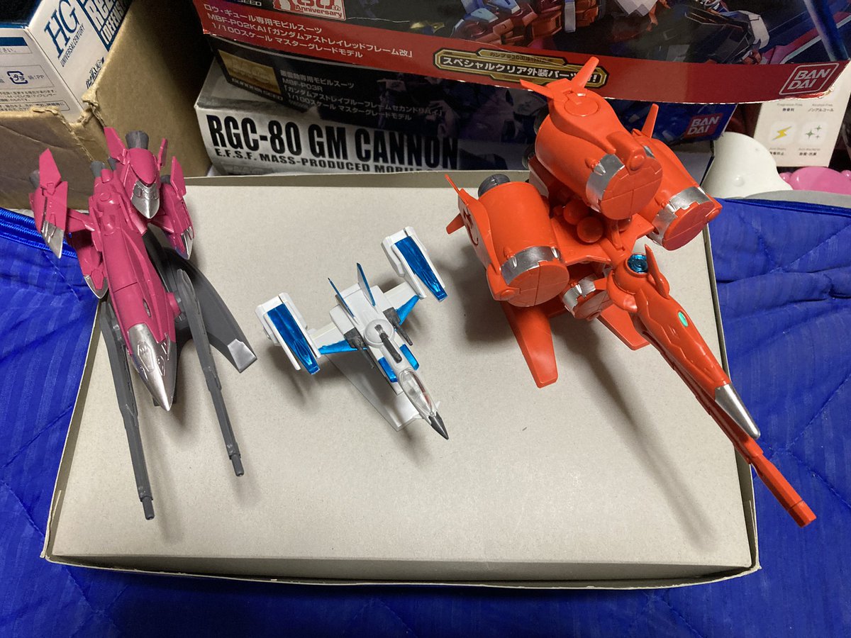 nbdwx968's tweet image. #EXmodel
ムウ・ラ・フラガ搭乗機
メビウス・ゼロ
スカイグラスパー
エグザス
 ずっと放置してましたがやっと作りました( *´艸`)(笑)
 #ガンプラの画像を貼るとRTされると聞いて 
 #ガンプラの画像貼るとＲＴされると聞いて 
 #ガンプラ
 #ガンダムSEED
  #不可能を可能にする男