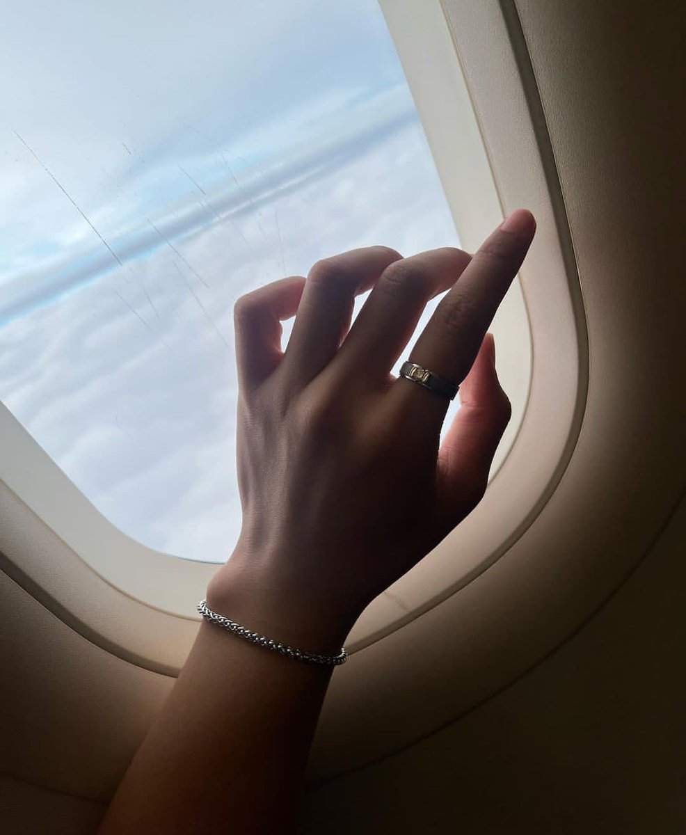 Pptonn's tweet photo. Okay, the ring from Our Sky 2 from the scene was now officially owned by @wixxiws 💜. End.... HBD Mixxiw #wixxiws
#EarthMixReadyForVN #EarthMix https://t.co/ui5h3MpyKK
