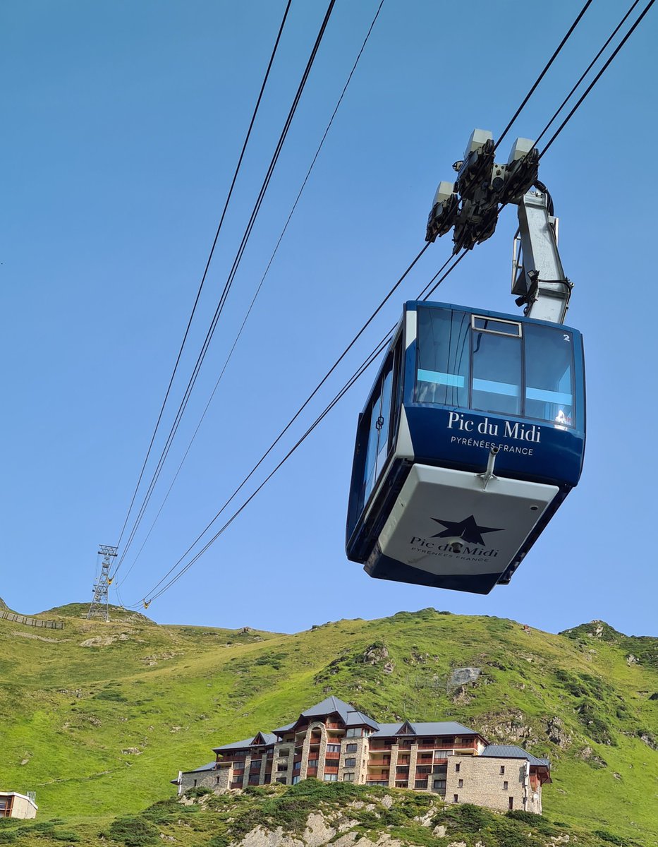 Well above the clouds😊

#Pyrénées