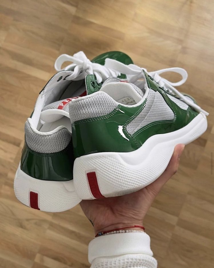 Shtreetwear tweet media