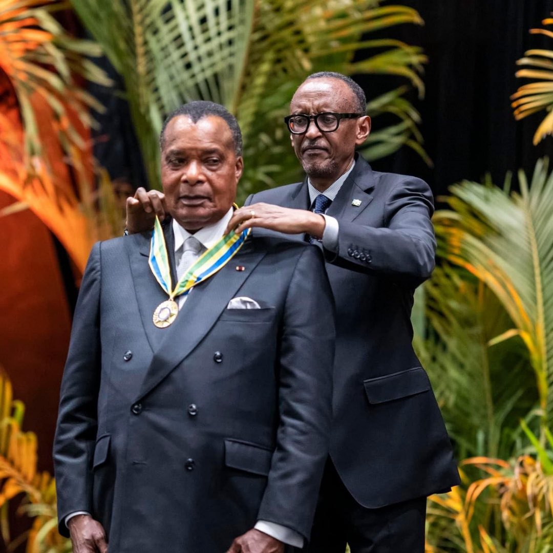 PR_Congo's tweet photo. #Cooperation Congo 🇨🇬 - 🇷🇼 Rwanda |

Le Président de la République, @SassouNGuesso_ élevé à la dignité de l’ordre national d’honneur du Rwanda par son homologue @PaulKagame, à l’occasion de sa visite d’Etat, le 21 juillet 2023. 

#cooperation
#Congo #Rwanda. https://t.co/QruhDmu7f5