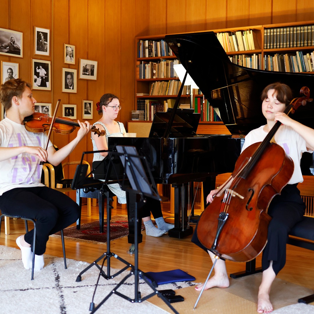 Meidän Festivaali / Our Festival is a unique celebration that gives the audience an intimate chamber music  experience by the historic shores of Lake Tuusula with an unconventional, multi-artistic and intellectually riveting programme - July 23rd to 29th: meidanfestivaali.fi/eng/