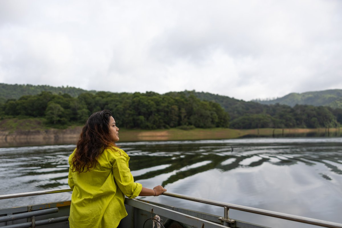KeralaTourism's tweet photo. Magical moments at Periyar Lake! π
The Kerala Blog Express team sets sail for an enchanting early morning boat ride. π£ββοΈ
#PeriyarLake #KeralaBlogExpress #KeralaBlogExpress7 #KBE7 #BloggersTrip #StoryTellers #TravelForGood #KeralaTourism https://t.co/WSHRBnjjWw