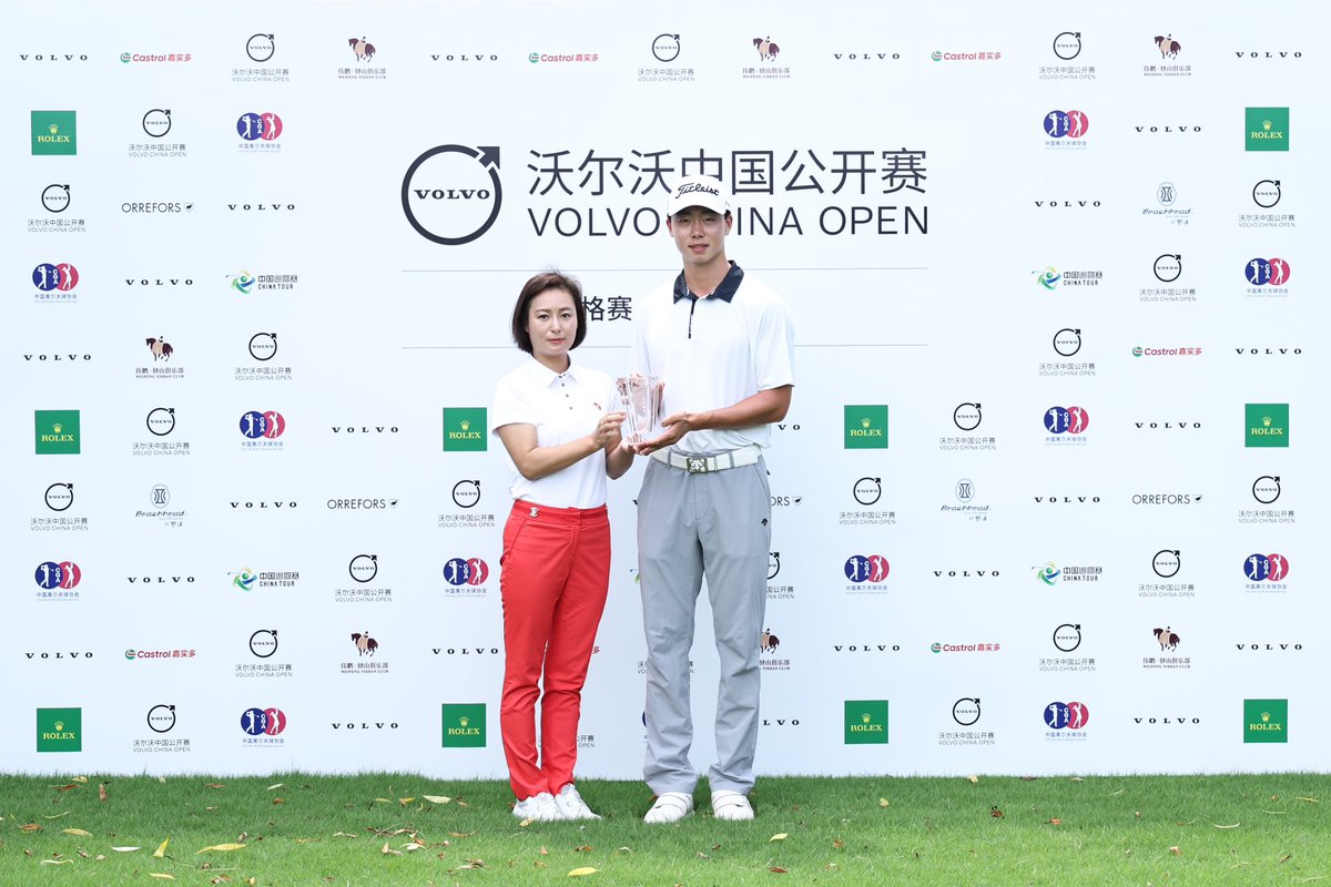 Volvo in Golf tweet media