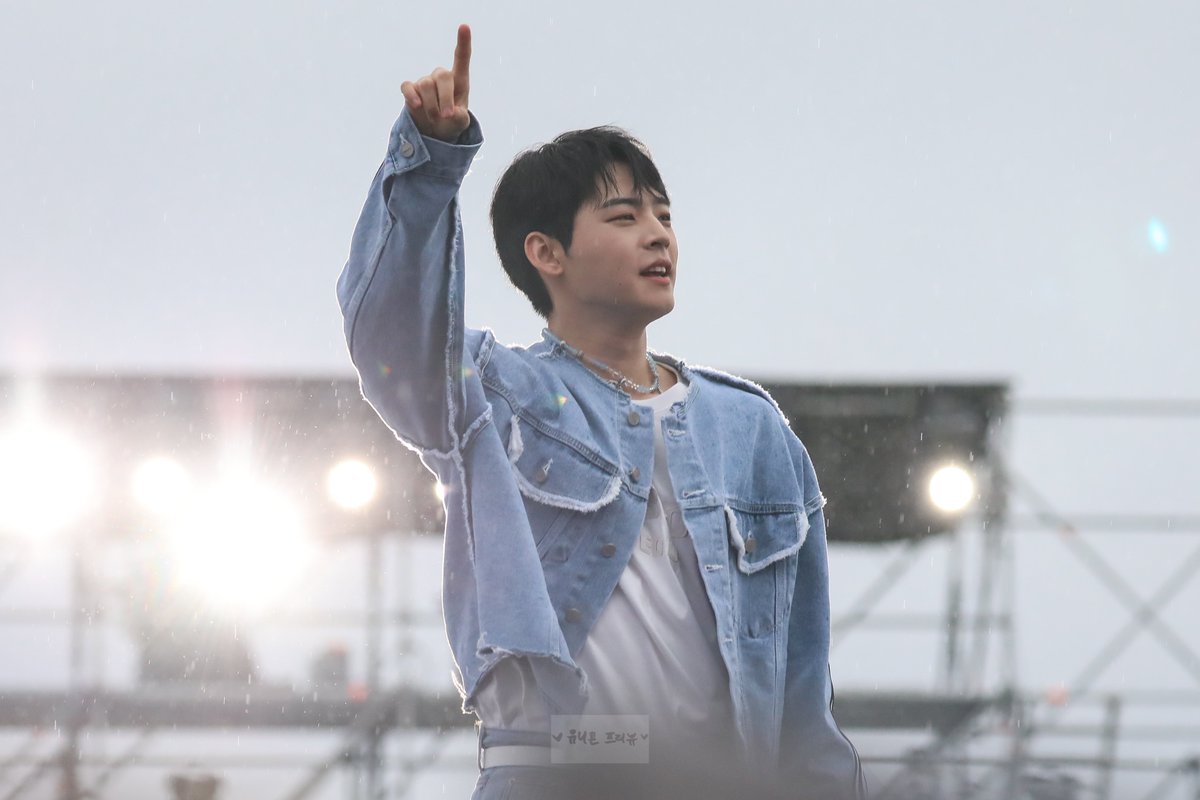 230722 보령 

☝🏻오늘 청효 레전드❤️‍🔥
#온앤오프 #ONF #효진 #HYOJIN 
#강심장_김효진 #달콤효진 #내유니콘 #ONF_MustGoOn #온앤오프_오늘부터_매일봐
<a href="/WM_ONOFF/">온앤오프 (ONF)</a>