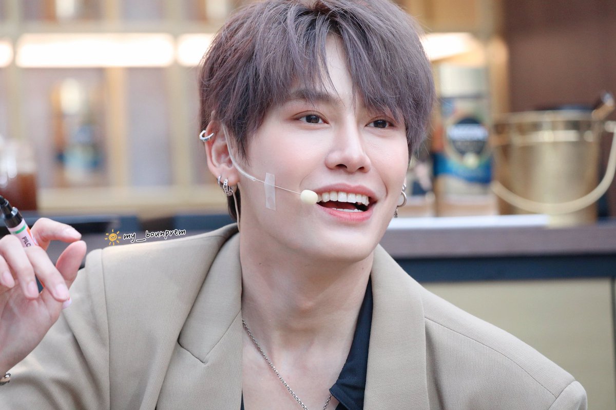 my_pinkyanya's tweet photo. เท่มากเลยค่ะ😭😭😭
@bb0un 

 #NESCAFEGoldCremaXBb0un https://t.co/BxOklAu2h8