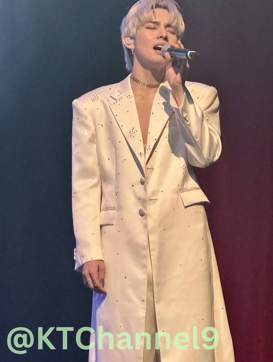Jah you deserve all the love in the world. Your such a beautiful soul. You put everything into your singing &amp; your so talented in everything you do. Your fellow SB19 brothers &amp; A’TIN support &amp; loves you so much. You shine so bright on &amp; off stage. Please know that you are loved