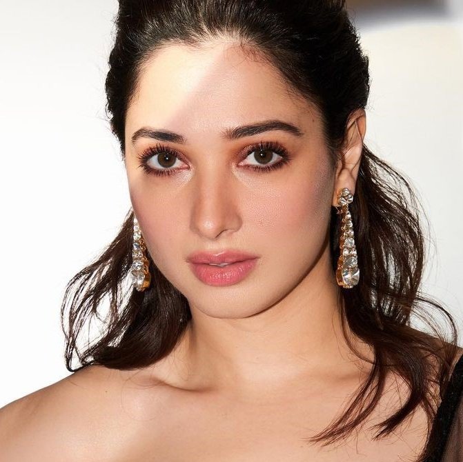 Bringing some of my favorite Tammy's picture here 

Still remaining 😘💓💓
#TamannaahBhatia #Tamannaah #Kaavaalaa