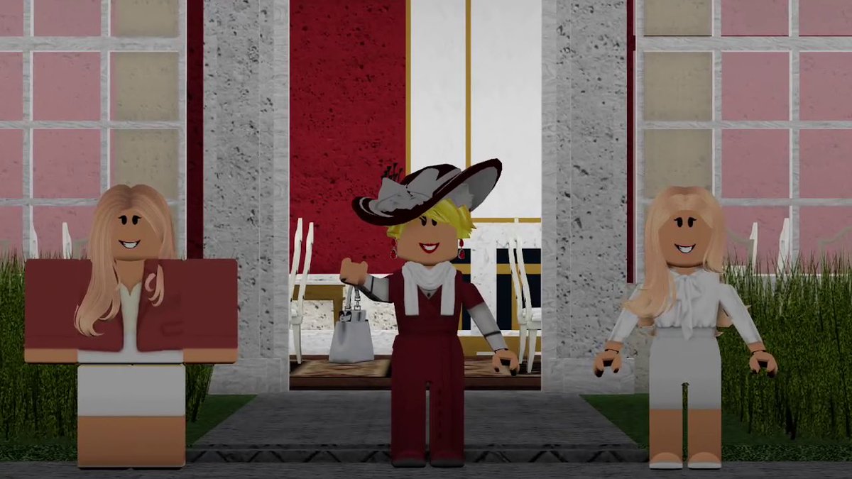 JuliaRWilson22's tweet photo. After the rewards ceremony, myself and the Minister of Justice held an audience with the Governor-General @sandra_rblx 

We discussed the grand opening comeback of the Independent Commission Against Corruption &amp; matters of the nation. https://t.co/9ZJHYMMhhs