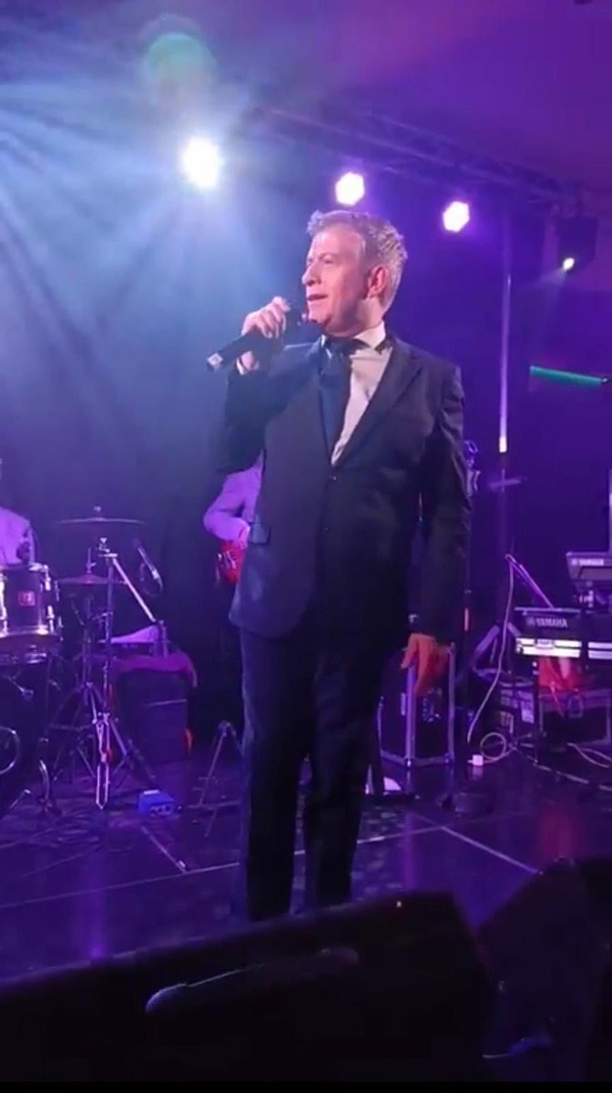 thekirwansfanc1's tweet photo. Photos of Dominic Kirwan performing in Aberdeen for his music weekend in The Douglas Hotel, Aberdeen last year 😁 Thank you Susan for letting us use it 🎶💙 #DominicKirwan #BarryKirwan #DouglasHotel #Aberdeen #CountryMusicWeekend https://t.co/XE6EcXvi3m