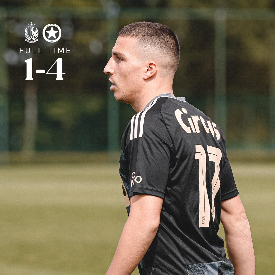 Standard_RSCL's tweet photo. 𝐅𝐮𝐥𝐥 𝐓𝐢𝐦𝐞 • Standard 🆚 Red Star FC : 1-4

⚽ Kuavita

#STARED #PreSeason 🔴⚪ https://t.co/hW7jYutTgL