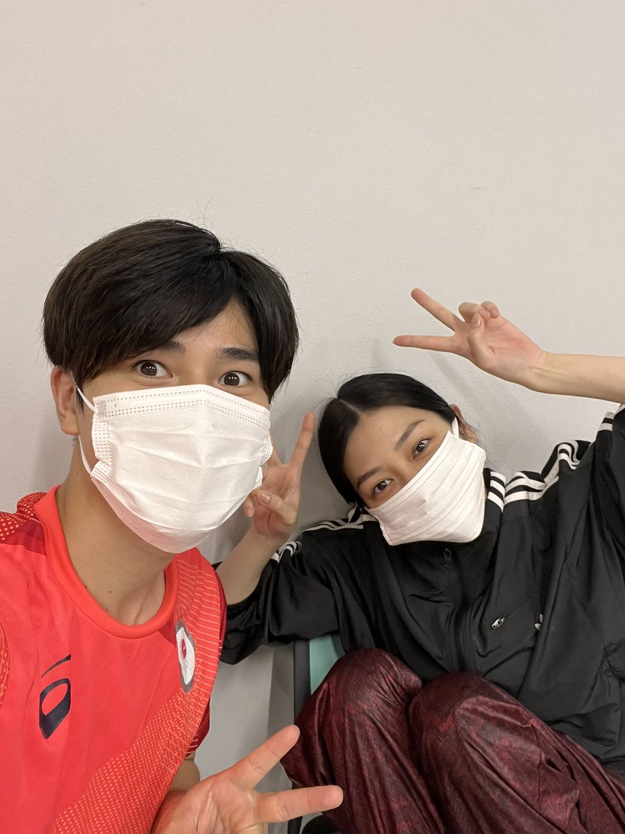 無事、初日を終えた今！
最後のキャスト紹介です〜！
舞台『#嵐になるまで待って 』キャスト紹介⑨
#田野優花 さん！田野さんの笑い声は、どんな時も現場を明るくしてくれます！舞台での身のこなしも華麗です。ちなみに同い年、しかも中学の学区が一緒でした！