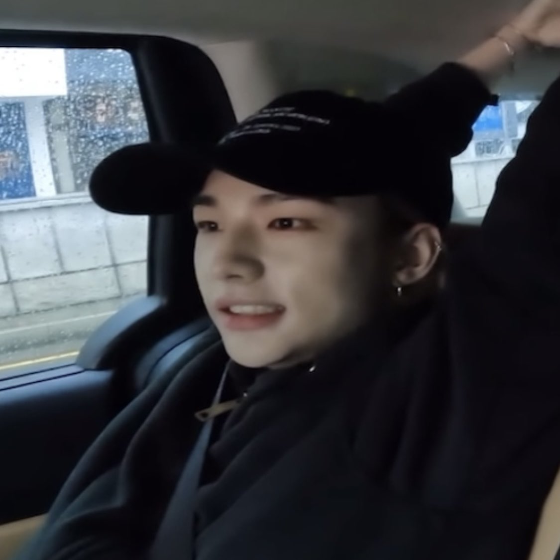 hyunesz's tweet photo. 만두보고싶네요 https://t.co/Ytwi3NTV0E