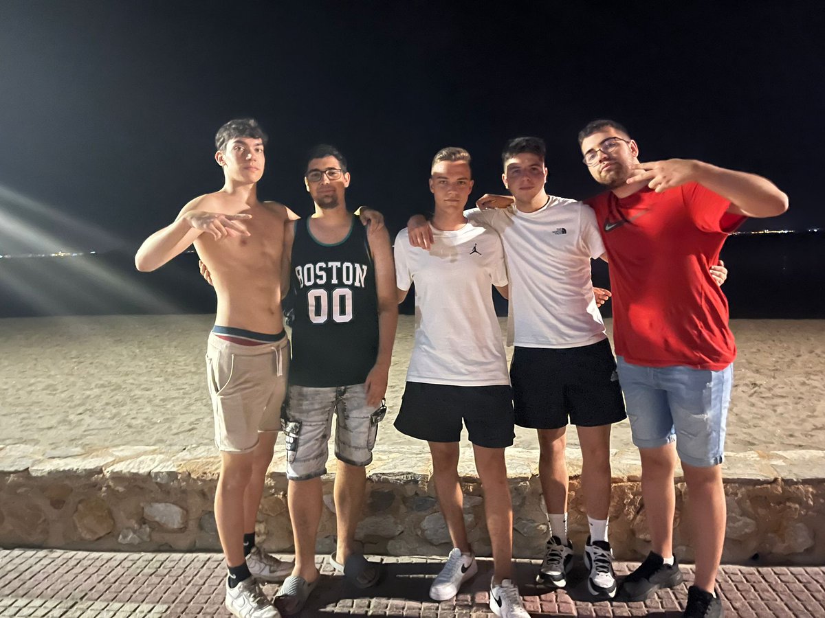 alextp😈 tweet media