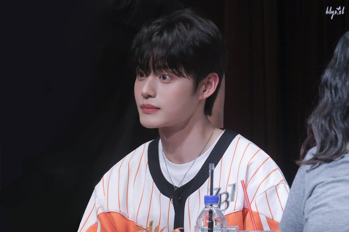 LingYing4's tweet photo. 230721 🖤🤍🧡

#김지웅 #KIMJIWOONG #金地雄 #キムジウン https://t.co/DT162B2KZ7
