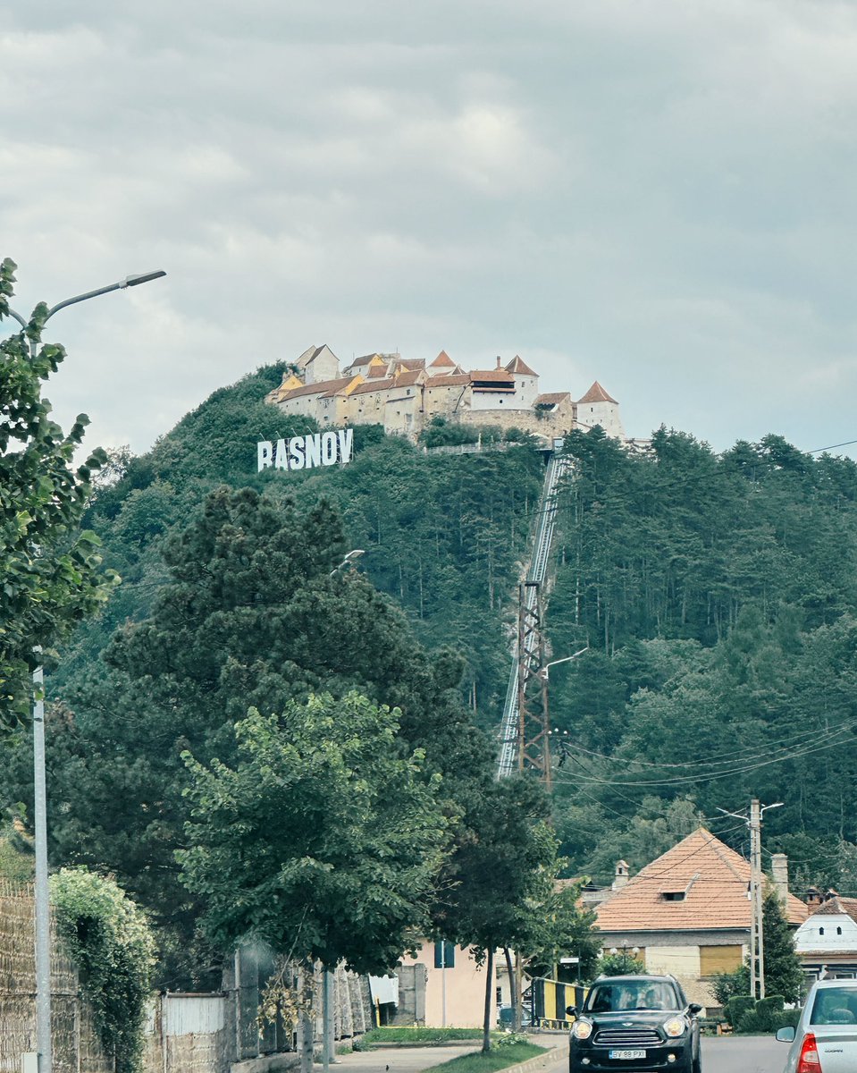 Back to the roots 🏔️ #brasov #romania #bucegi #bucegimountains #transilvania #mountains #visitromania #travelling #kronstadt #hometown #predeal #predealromania #hiking