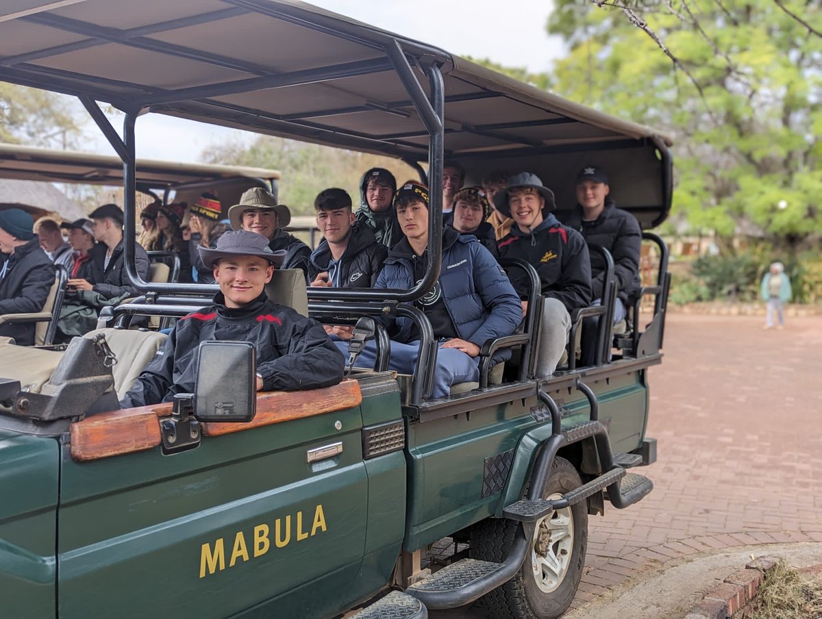 PGSsport's tweet photo. Safari ready…. https://t.co/Kg6Z1bEBYS