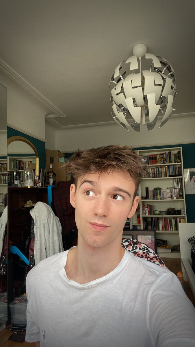 notquitezennor's tweet image. after a run of sold-out over-capacity performances at the Déjà Vu Kabaret, tonight is the FINAL NIGHT you can see it

5 years since my last project, I’m back in my element, confirming all my instincts are right + pushing my game as a theatre director / playwright to higher highs