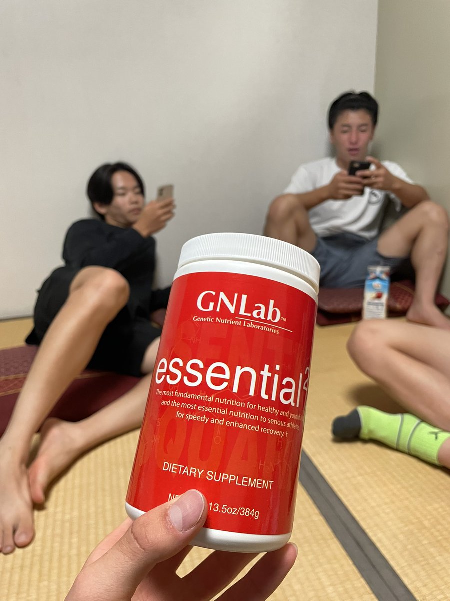 kyosan438's tweet image. 明日の国体予選に向けて、練習後と夜にも飲んで回復しています！
#GNLab
 #essential2
📷朝練後　午後練後　夜