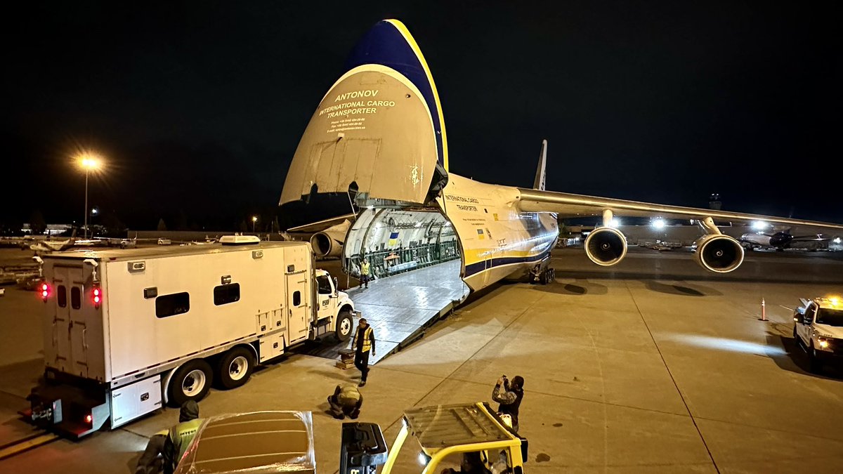 ANTONOV Airlines performed a series of seven flights to deliver #humanitarian #aid to the island of #Guam, which suffered significant damage from a powerful storm.
AN-124-100 aircraft was chartered to #transport more than 400 tons of humanitarian relief.