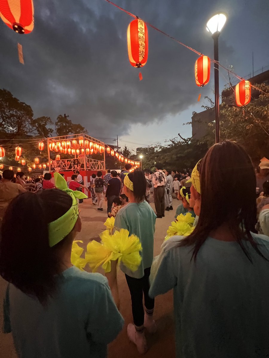 chupa_cheer's tweet photo. 踊りましたー！
#平井盆踊り
 #チアダンス
#cheer #チア https://t.co/Y1d0JZmkV1