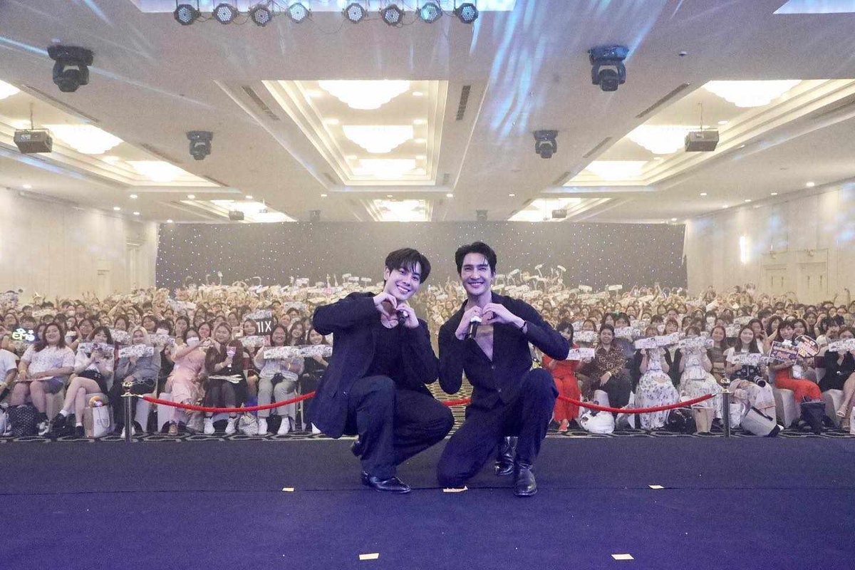 rIhySvJ0OMwa2RB's tweet photo. IG.theearthe🤎❤️🇻🇳
ขอไห้ถูกรายล้อมด้วยความรักจากคนทั้งโลก🌎🪐🫠
#EarthMixReadyForVN 
@Earth_Pirapat @wixxiws #EarthPirapat #mixxiw
#EarthMix #เอิร์ทมิกซ์ https://t.co/InFLYJZEbW