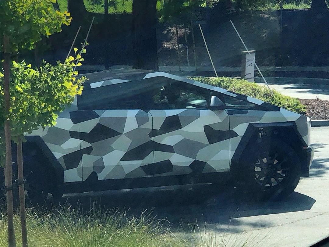 SERobinsonJr's tweet photo. NEW: More @Tesla Cybertruck pics.

📸  by insta u/hyungeunshim https://t.co/wypNAuT9o4