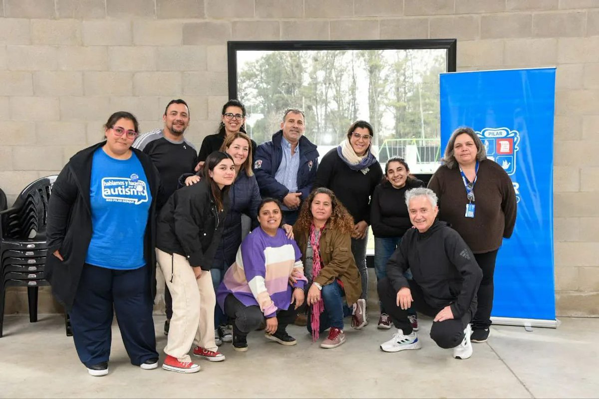 TgdpadresteaRed's tweet photo. Pensando en las CUIDADORAS de personas con discapacidad. Dentro del marco de Organizar Comunidad.Continuando en este sentido, pensando como afrontar este enorme y hermoso desafío. @Lucero_Raul @PilarMunicipio @TgdCruz https://t.co/7M1UOqhM7N