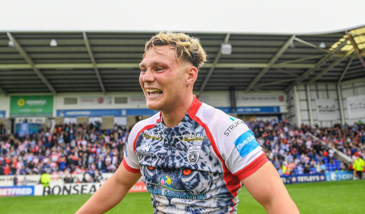 TheChallengeCup's tweet photo. 🎉 Little Old Leigh!

🏟️ Off to @wembleystadium ...

🏆 #ChallengeCup https://t.co/MU8tQqsURP