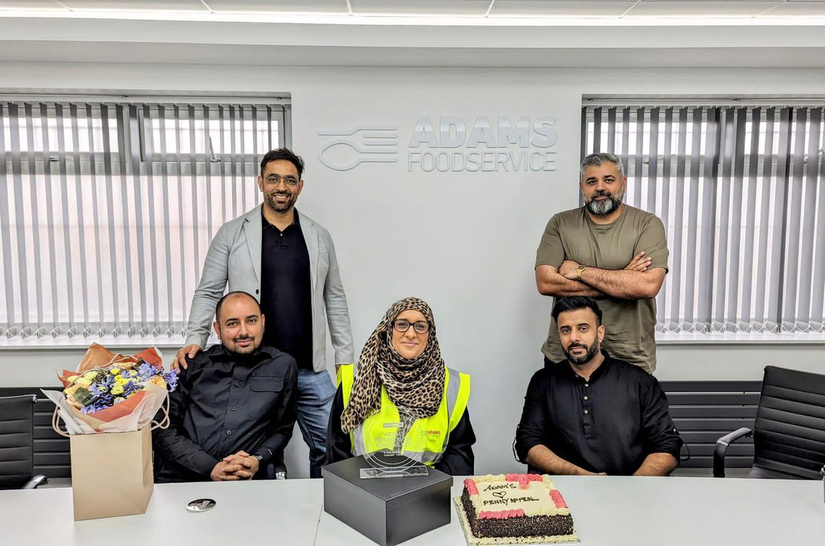 pennyappeal's tweet photo. Our CEO @ridwanawl visited @adamsfastfoods in Bradford thanking them for their heartwarming generosity in building a Mosque transforming lives locally and globally. Blessings for @sh306 and the team. 

Join them in this work and build your Jannah today. https://t.co/N22egWsF7P https://t.co/NJ6WyTJP2x