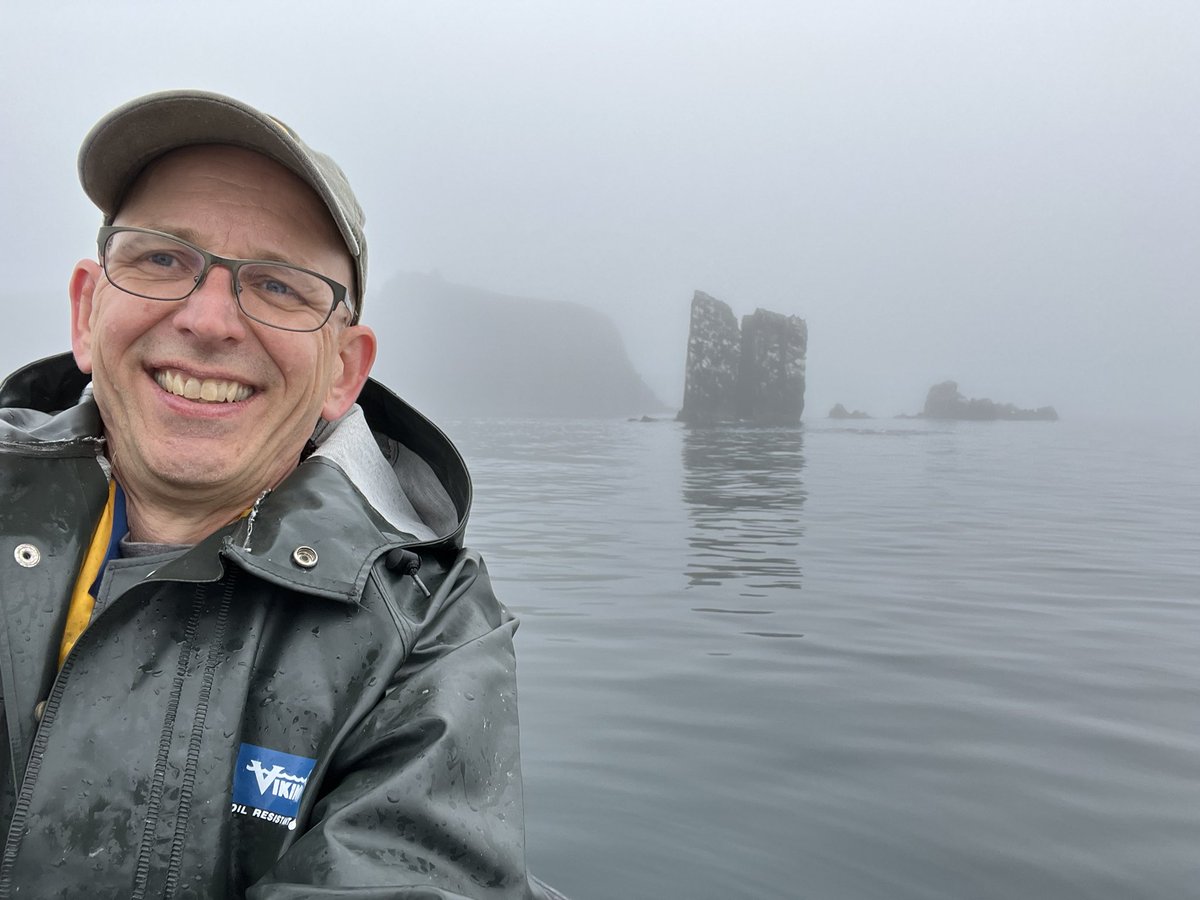 MrGoldsworthy12's tweet photo. Looking for a break from the heat wave in eastern Newfoundland and enjoy some cod fishing? Letβs connect! #nlwx #SkirwinkRock #PortRexton https://t.co/4qzo5aJUs5