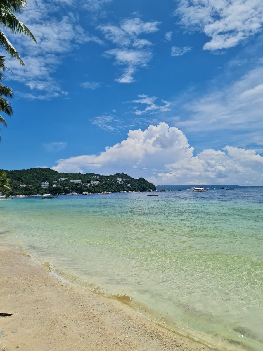Nisha_Canes's tweet photo. Best regards to all my friends at #ESASummer23 ! I'm again far far away - in Boracay, Philippines!  I enjoy my best life, still sad to be unable to attend! https://t.co/IEDp0RuU4z