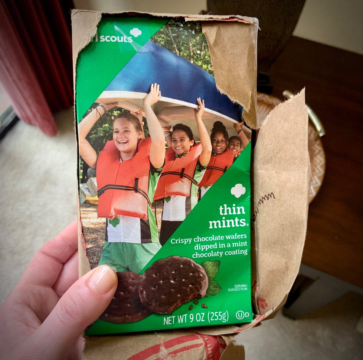 ocsweetest's tweet photo. I was prepared to open a brick of cocaine but was pleasantly surprised it was a box of thin mints. Way more excited to find these adorable knee high socks inside! 🤣
Can’t wait to wear them for our annual #pjtime holiday season. Thank you so much @amandacsb2. You’re so sweet! 💞 https://t.co/XFKv6SEgp4