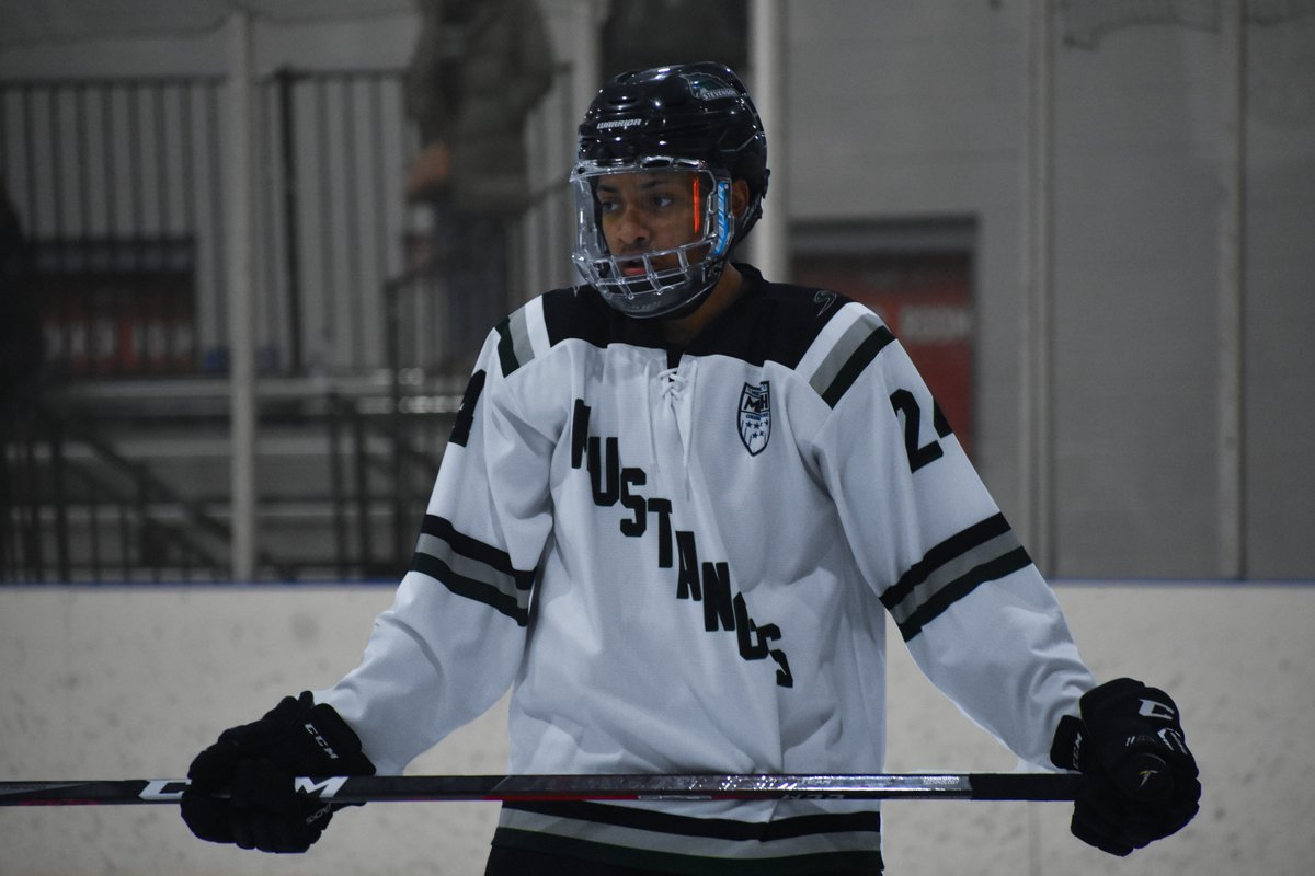 SUACHAHockey's tweet photo. This is a post no coach should ever have to write and something no parent should ever have to experience. 

I am devastated to share that early this morning Eric Bennett died in a car accident... (Full Statement below)

https://t.co/lbblAamfp9 https://t.co/oljhHlLV5k