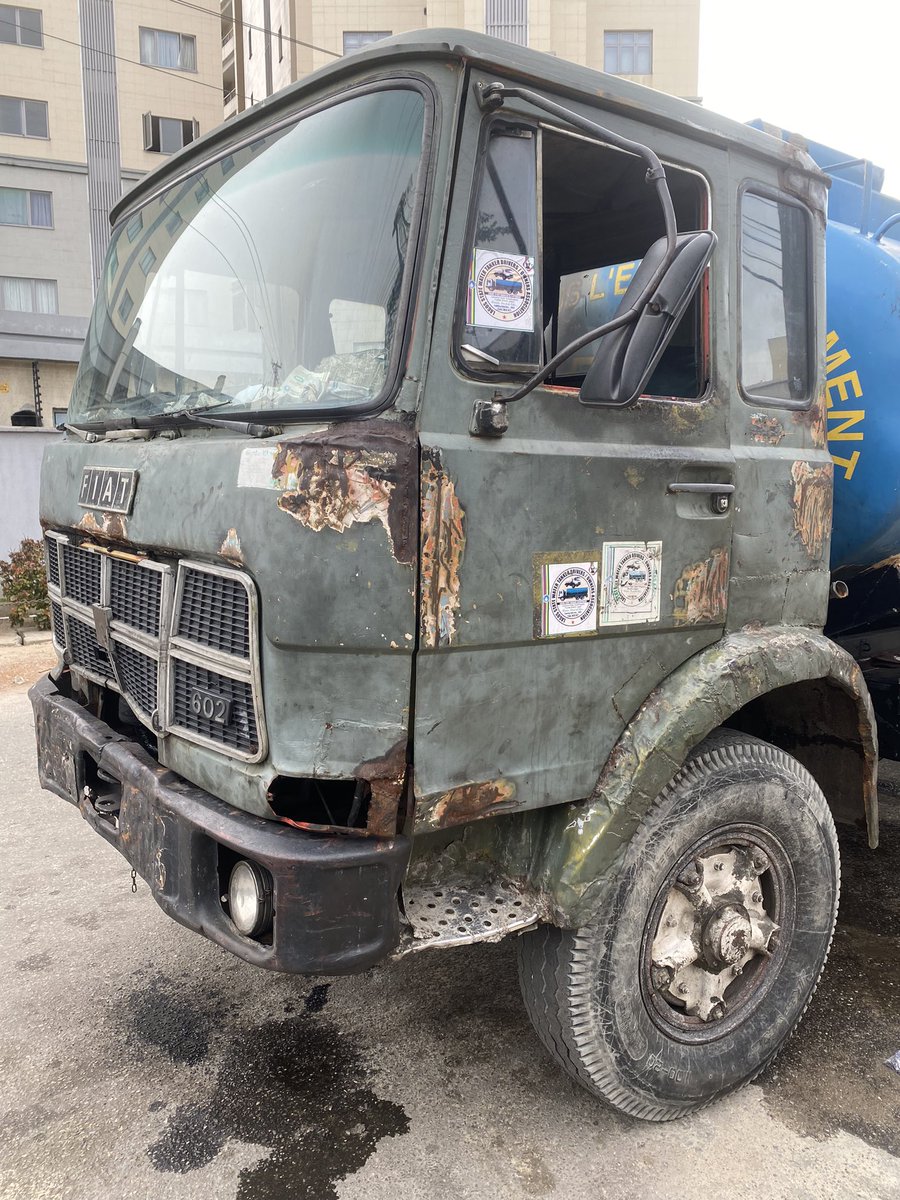 Stanleyclimate's tweet image. I have to ask how did this FIAT truck pass it’s annual roadworthiness check?