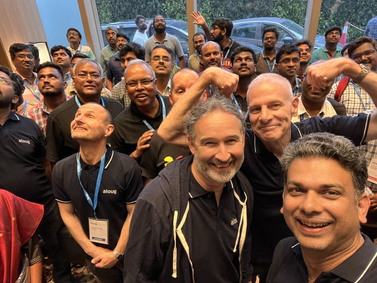 sandeshr's tweet photo. Day end selfies 🤳 #OCYatra2023
https://t.co/3LqLxgJHTn
@bkhan @jimgris @sai_penumuru @dgielis @DBoriented @connor_mc_d @oraplopes 
@AIOUG @Himachalapathy2  @pharish87 @Oracle @oracleugs @oracleace @Oracle_India @OracleDevs @oracledevcomm @OracleDatabase @OracleCloud https://t.co/BtetUyPe70