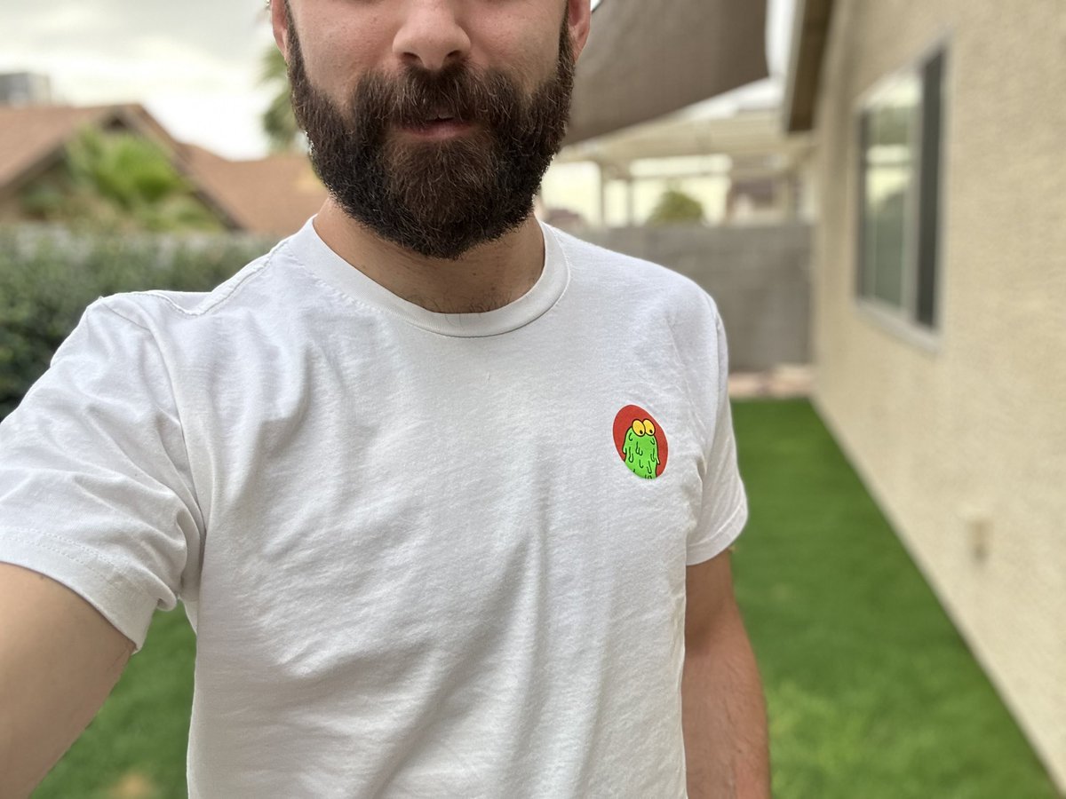 Zbern411's tweet photo. 🫳
I love my @_typicalfriends
I love my @MotionMarkus
I love my @InvsbleFriends
I love my @garbagefriends
🫴
.
.
.
#friendchip #typical #trash #collector #nft #beard #mustache #digitalartwork #opensea https://t.co/YzT6RASVv7