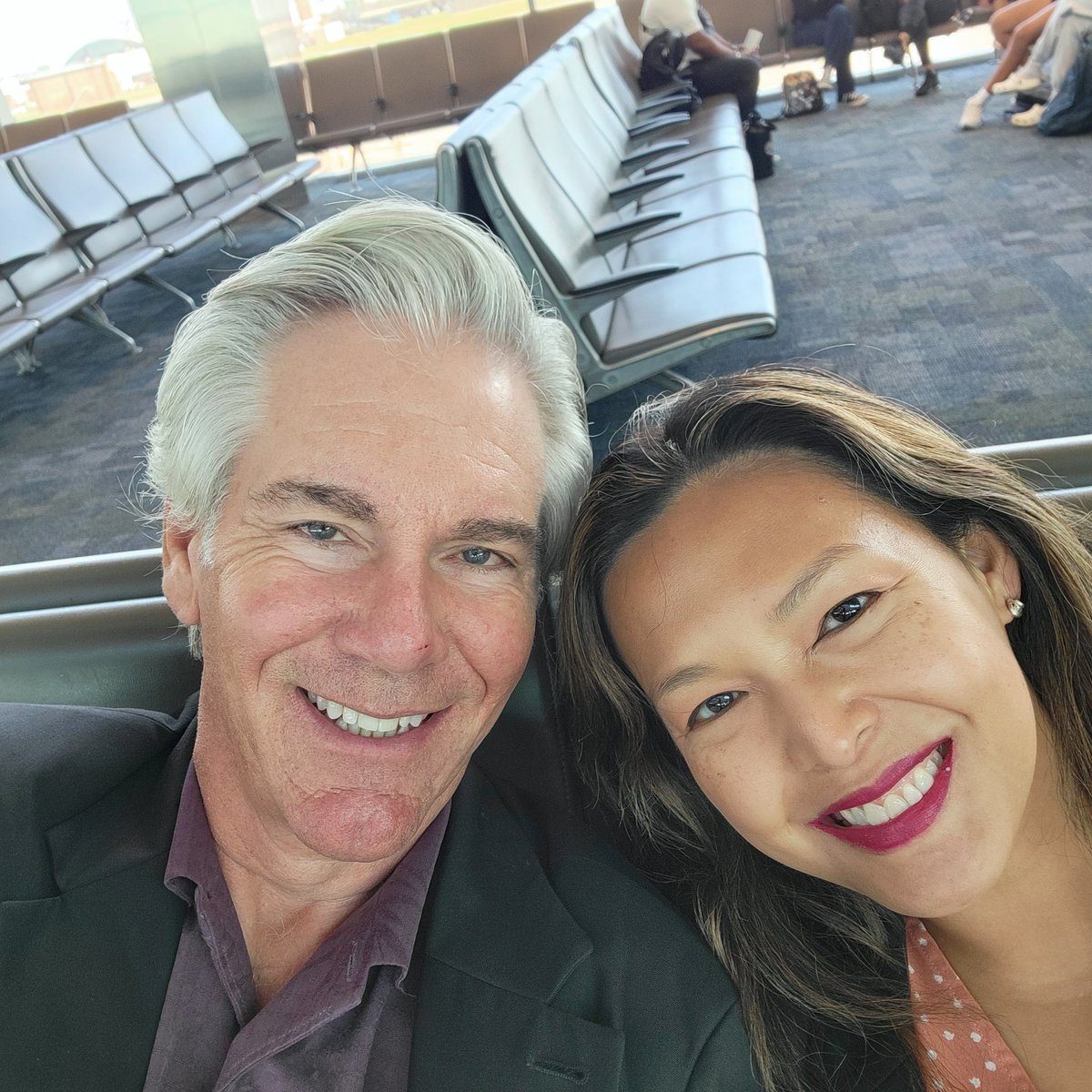 Inauspicious Start: We left for the AP at 4am for a 6am UAL connecting to #Belize. A "system-wide" issue would not allow us boarding passes. Found an <a href="/AmericanAir/">americanair</a> itinerary that gets us there this afternoon, &amp; for less money. We are tired, but very happy to be flying today!